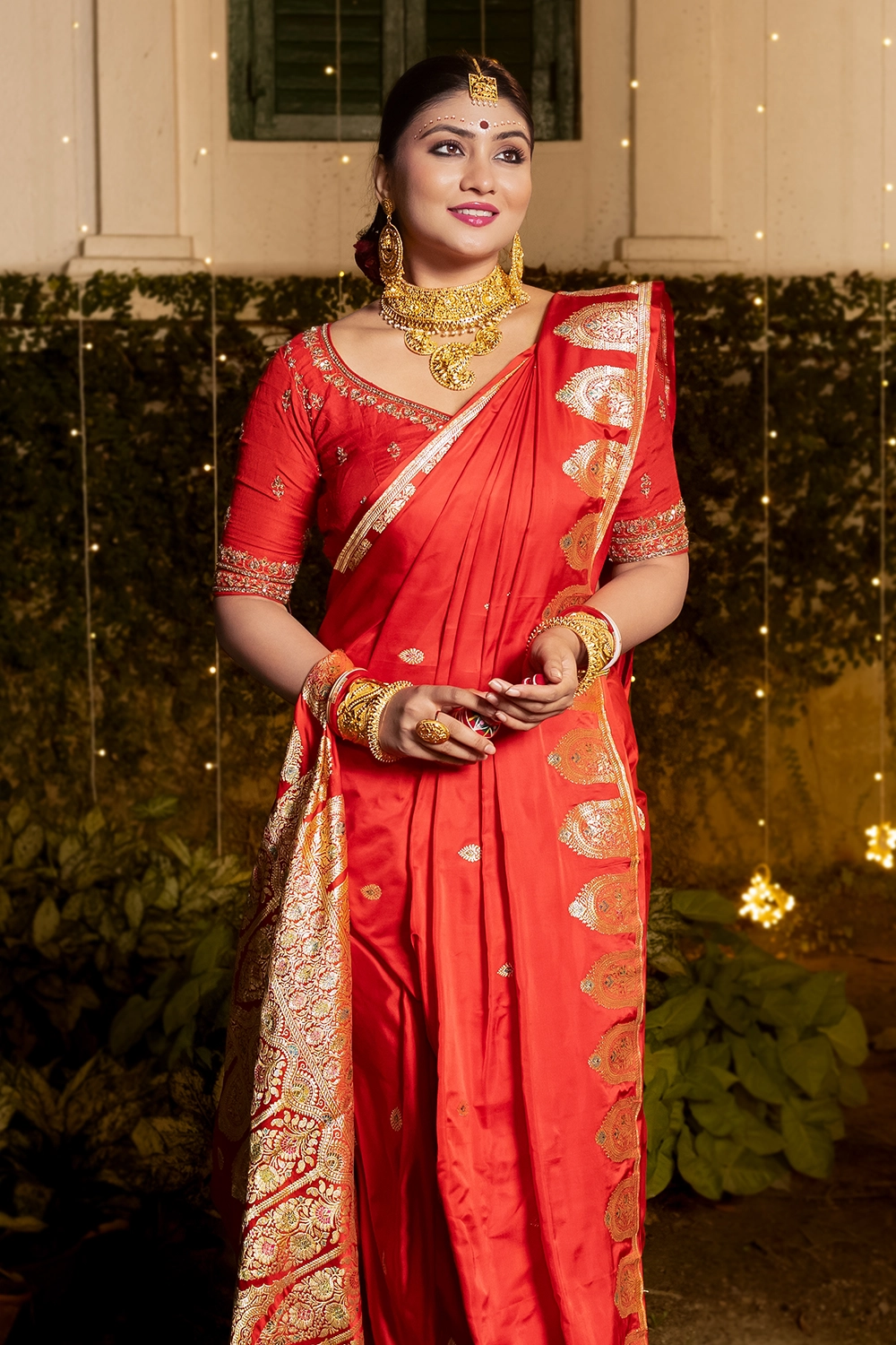 Vibrant Red Benarasi Silk Saree