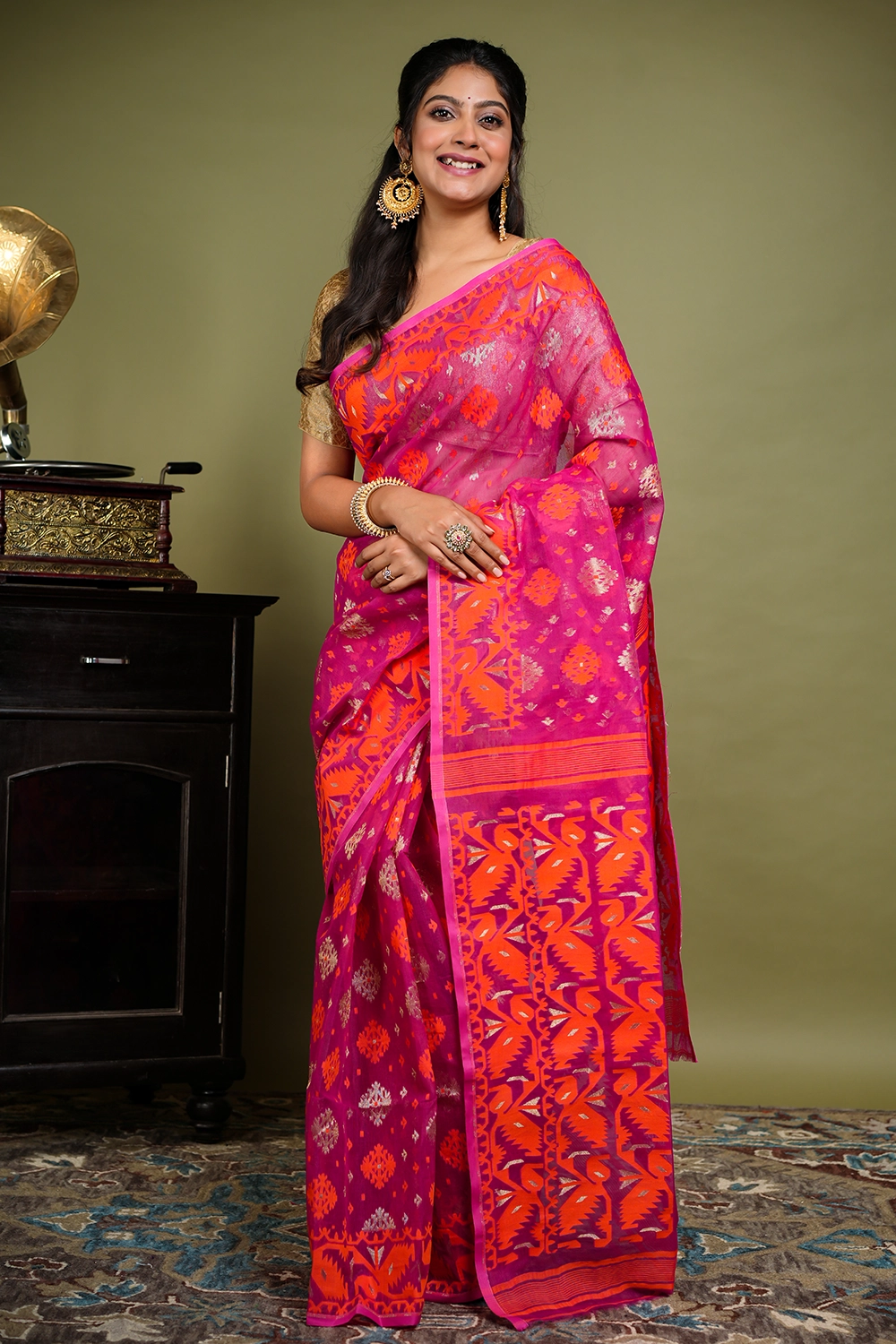 Deep Magenta Dhakai Jamdani Saree