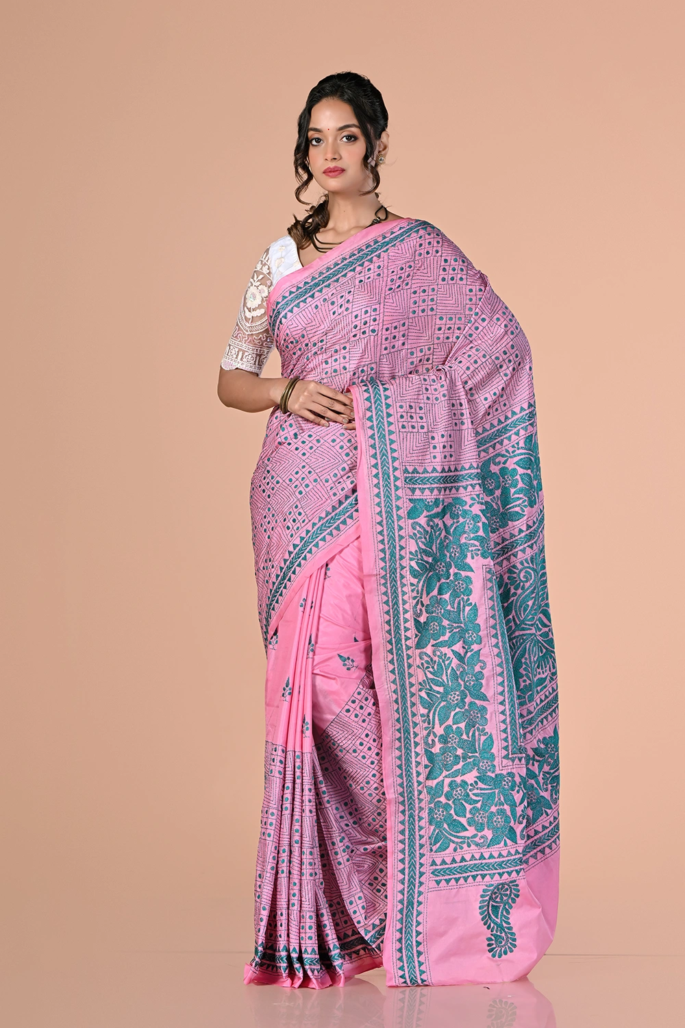 Light Mauve Kantha Stitch Saree