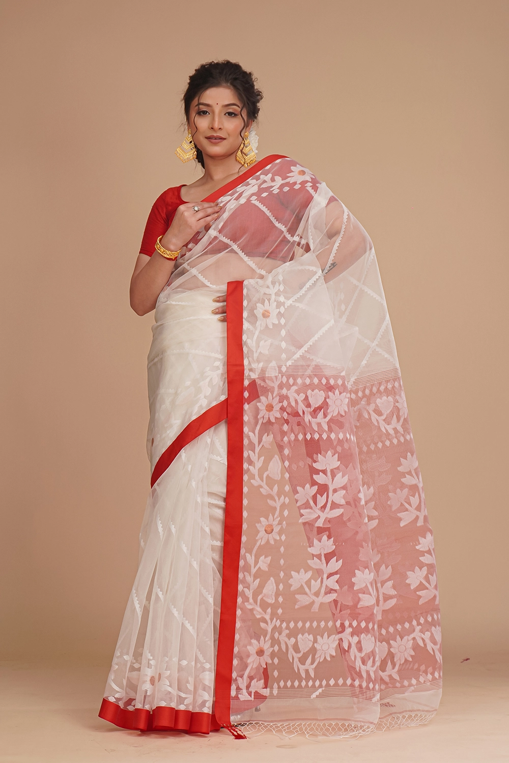 Creamy White Muslin Jamdani Saree
