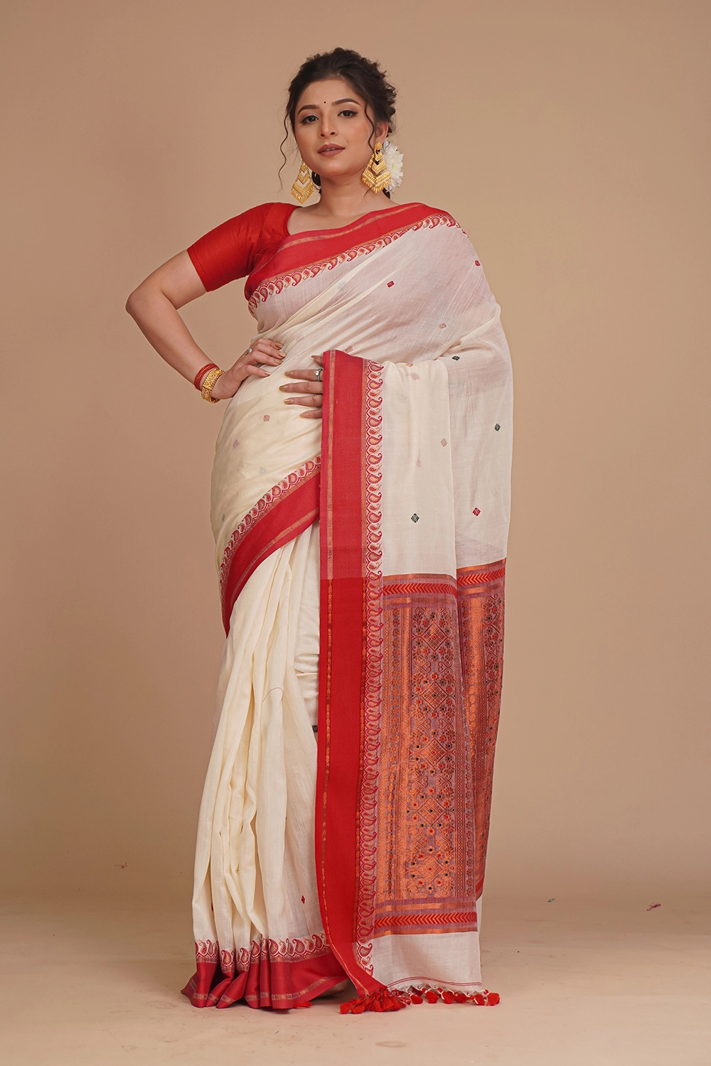 Light Beige Tussar Jamdani Saree