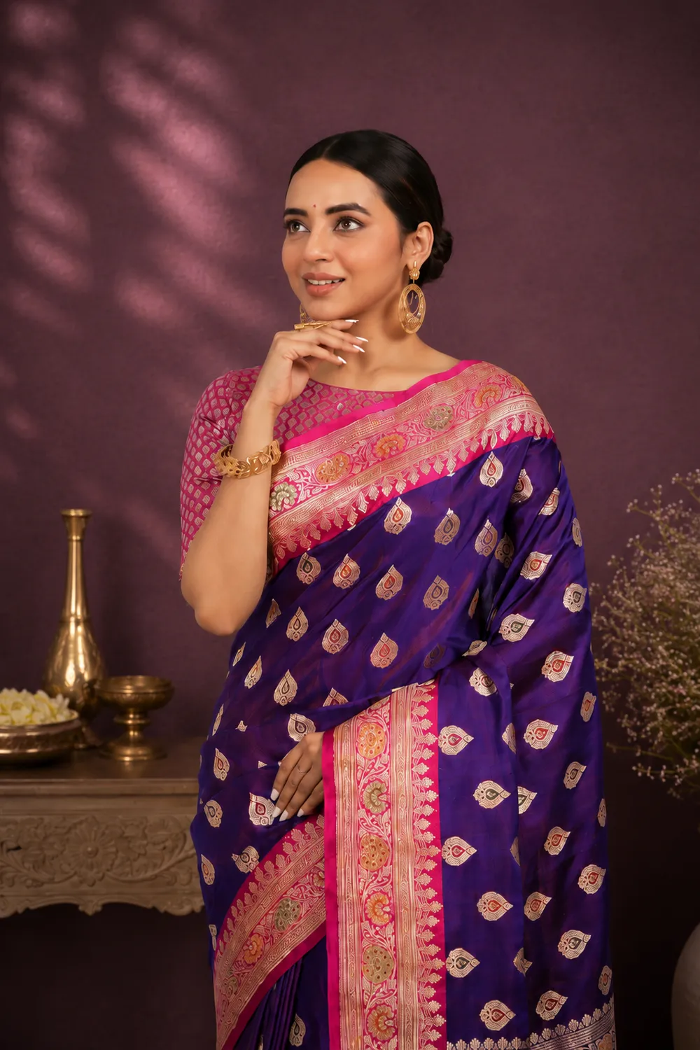 Contrast Meena Buti Banarasi Saree
